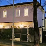 Lovely Suite, Joy , Luxury Romantic With Jacuzzi, Center