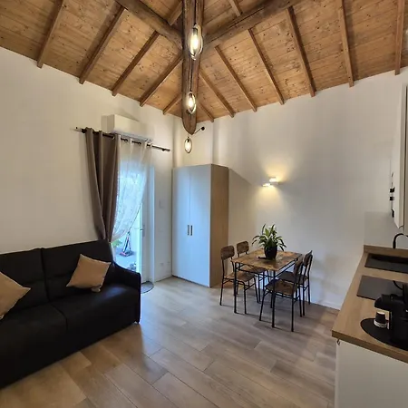 Lovely Suite, Joy , Luxury Romantic With Jacuzzi, Center